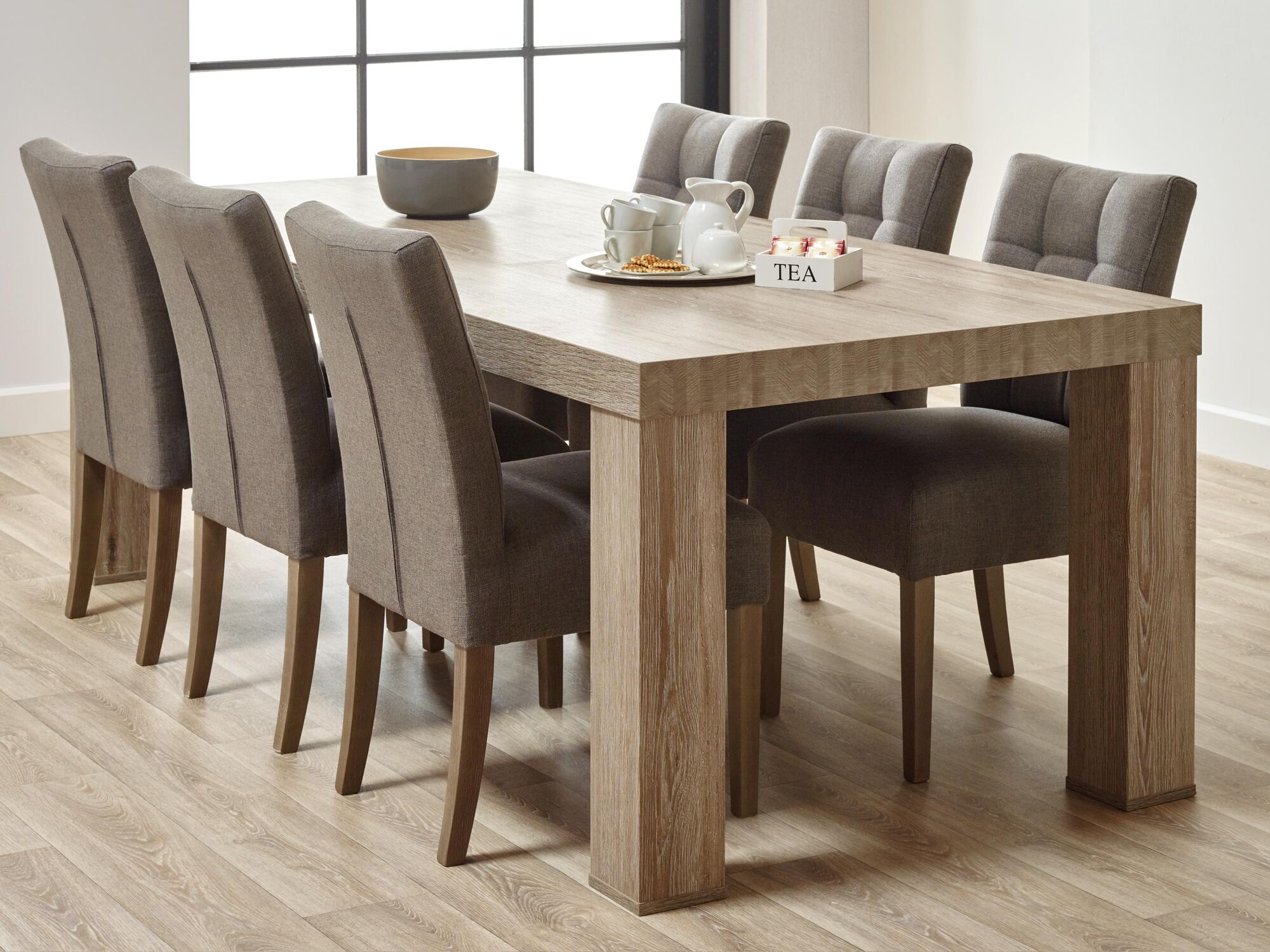 Table repas YORKO 226 cm chêne cristal clair pieds L