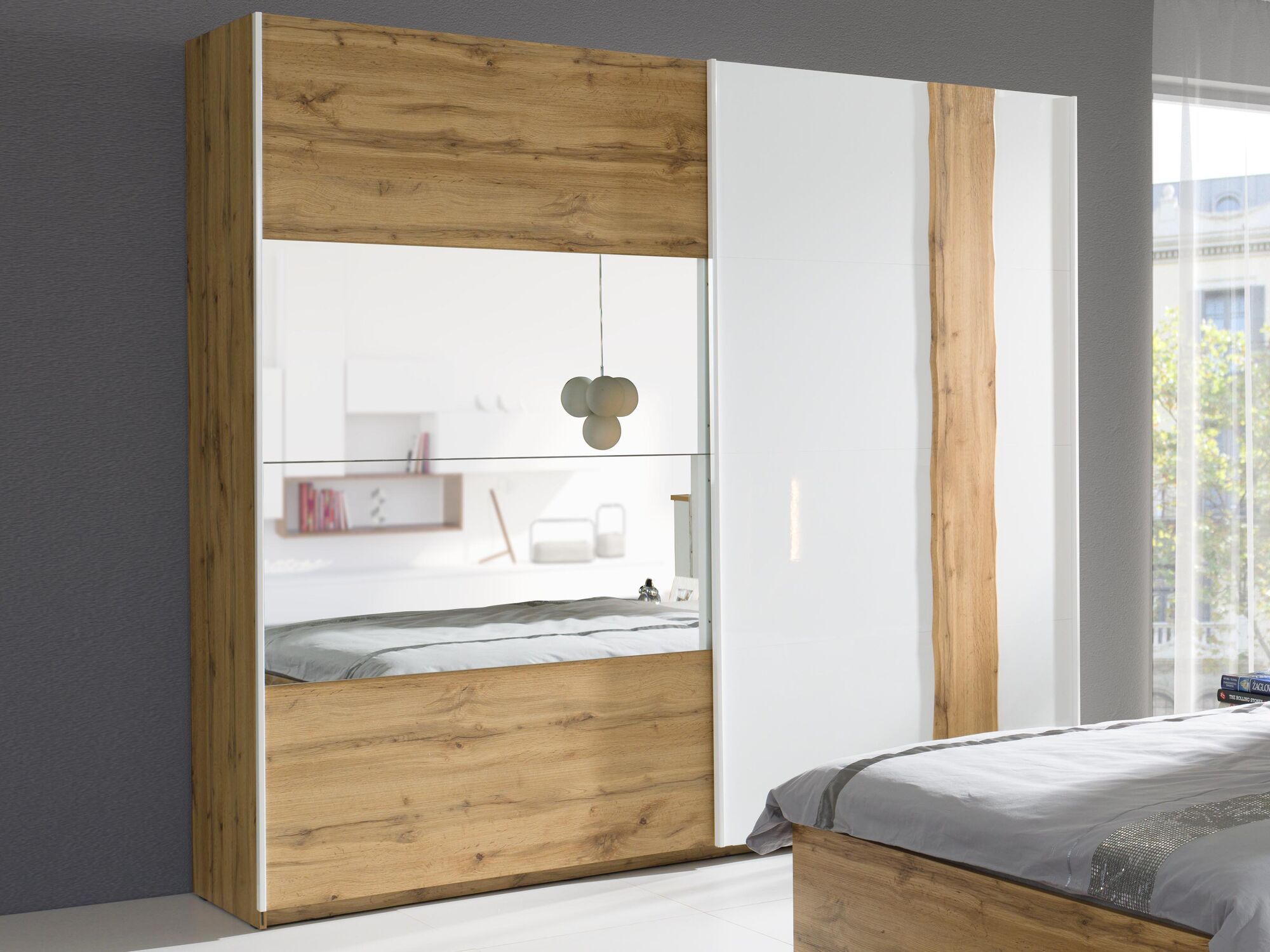 Armoire WOLFPA 2 portes coulissantes 200 cm blanc brillant/chêne wotan