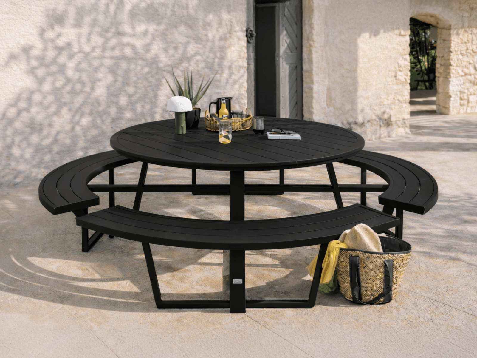 Table pique-nique ronde PERUGIA 8 personnes aluminium noir